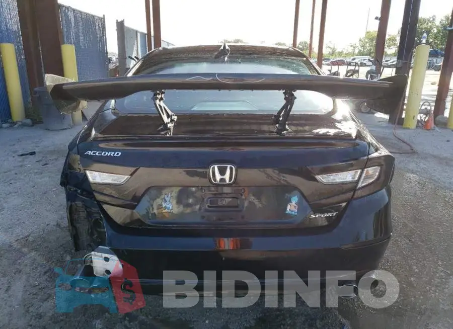 1HGCV1F33JA068117 Photo# 6