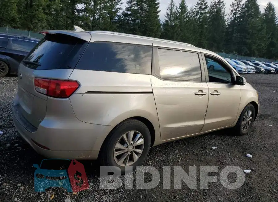 KNDMB5C19F6064587 Photo# 3