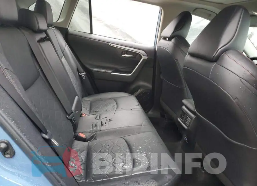 2T3S1RFV5NW322021 Photo# 11