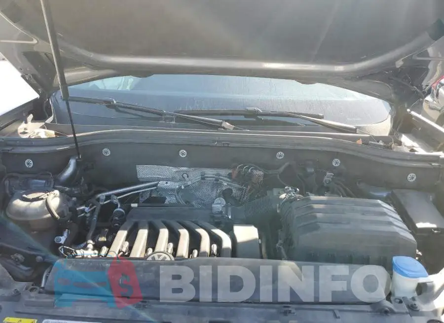 1V2MR2CA8KC505257 Photo# 12