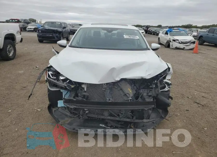 1VWSA7A35MC018826 Photo# 5