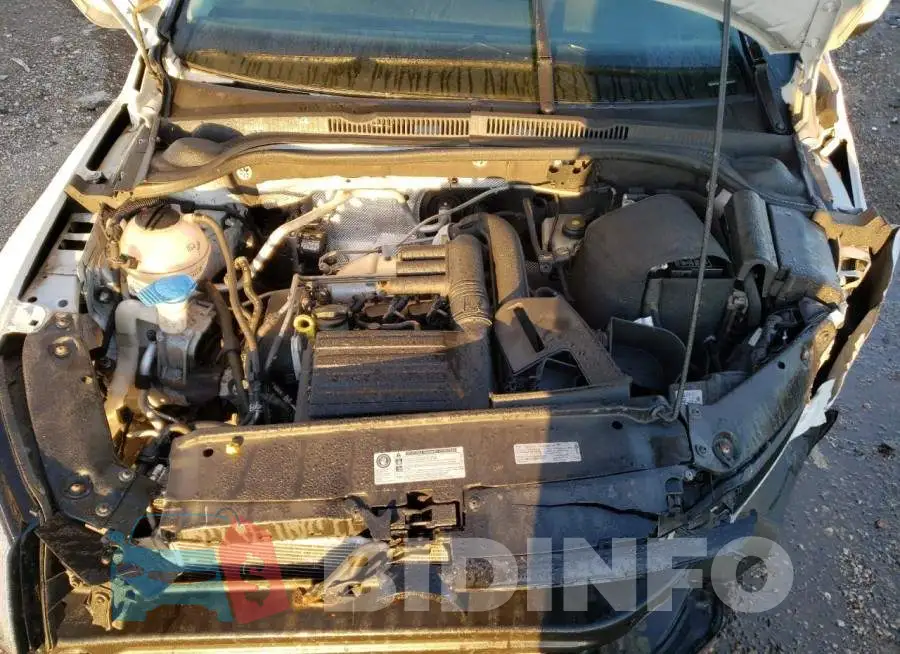 3VW2B7AJ4HM384440 Photo# 11