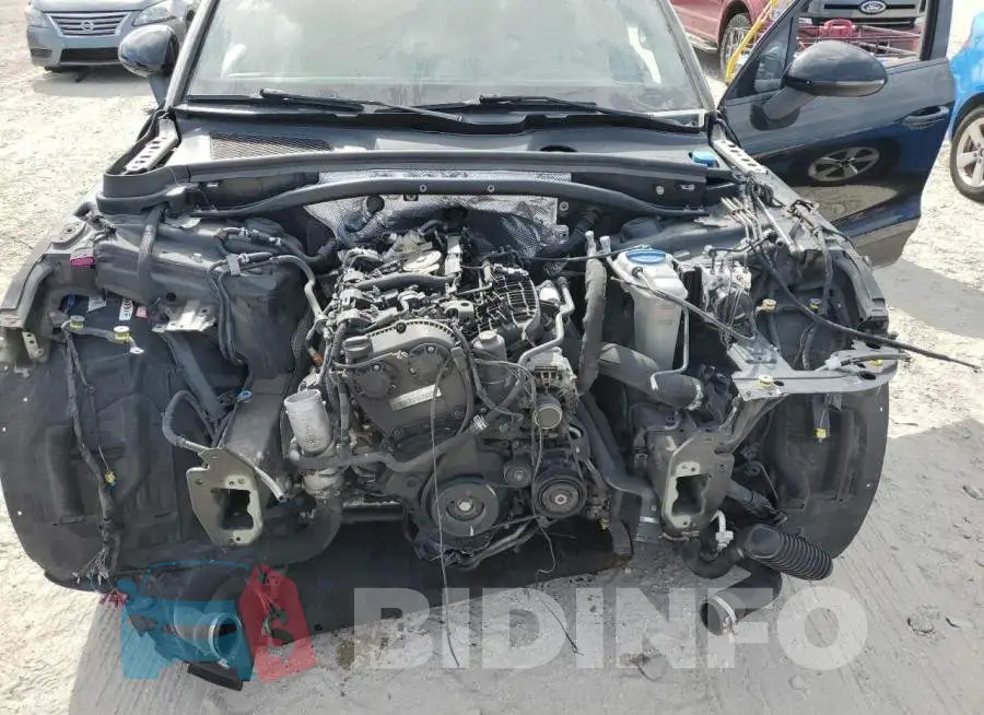 WP1AA2A54HLB81250 Photo# 12