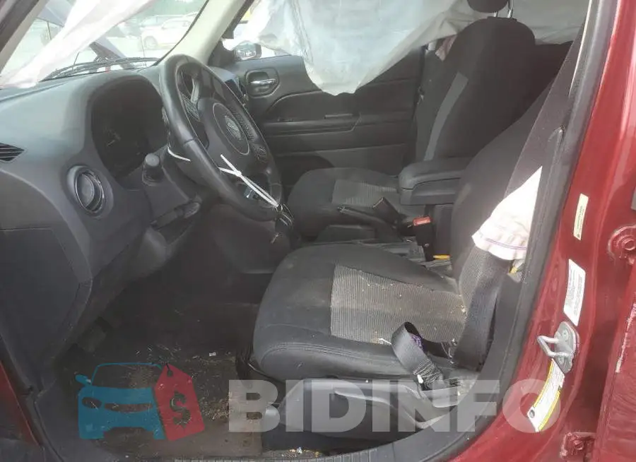 1C4NJPFB3ED764686 Photo# 7