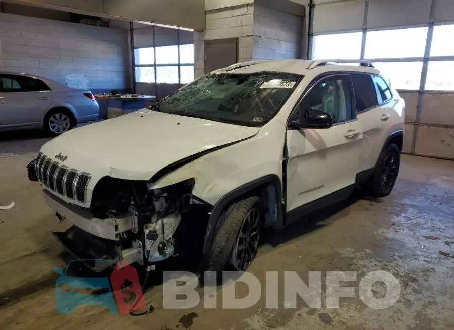 1C4PJLCB1KD416662 Photo# 1