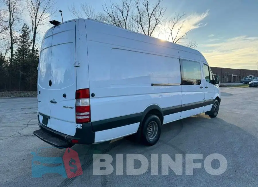 WD3PF4CC8GP255520 Photo# 4