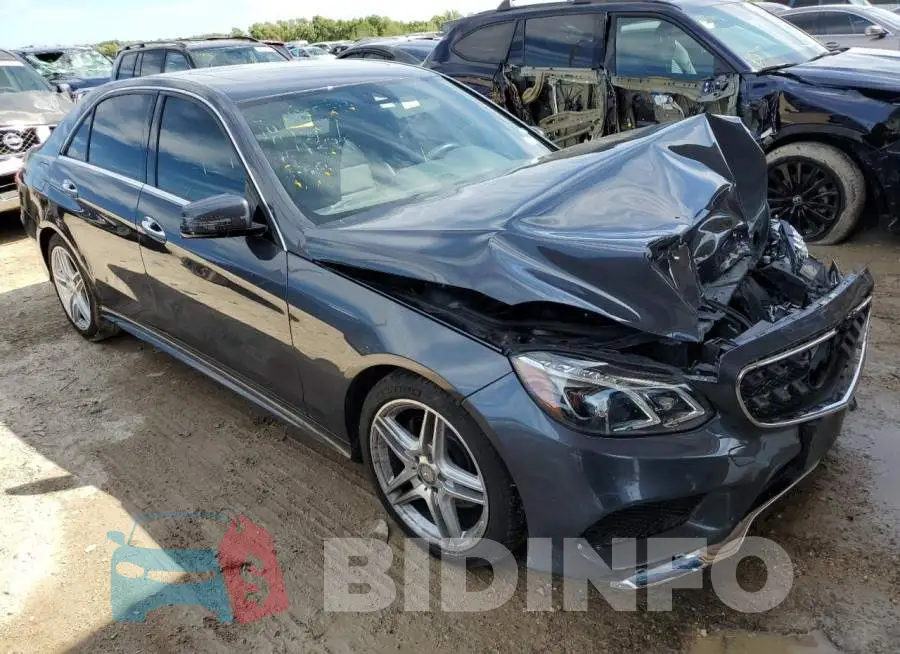WDDHF8JB6EA984391 Photo# 4