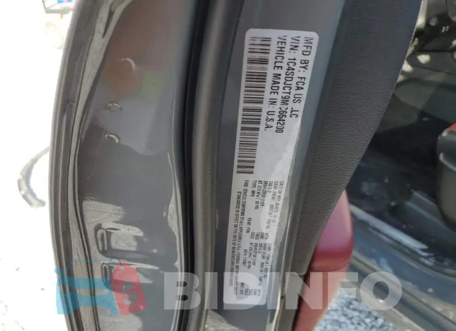 1C4SDJCT9MC664200 Photo# 13