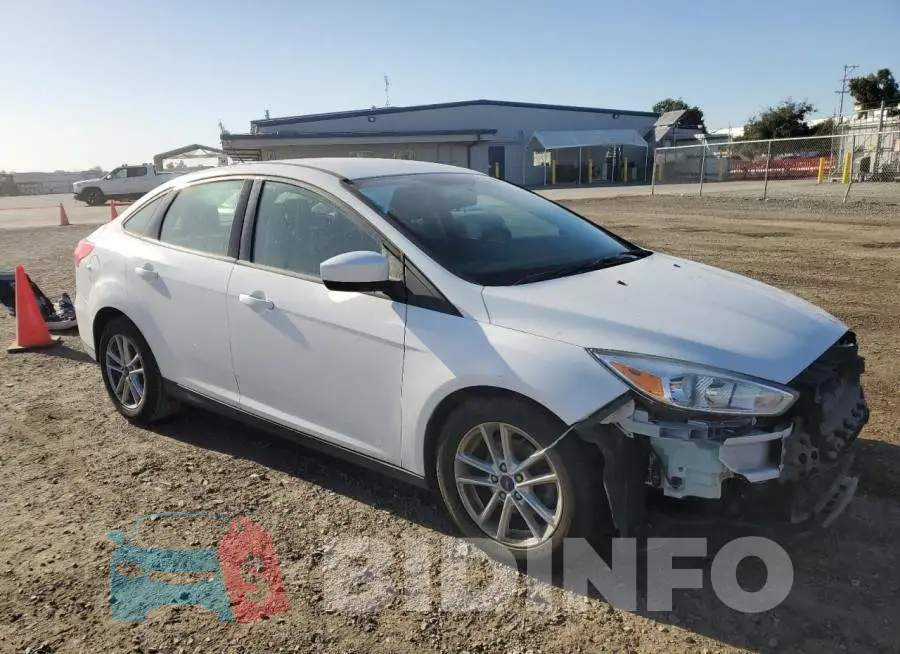 1FADP3F27JL207031 Photo# 4