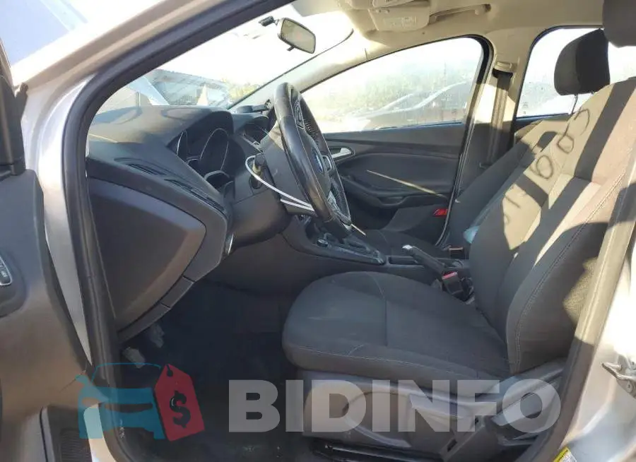 1FADP3FE4FL377896 Photo# 7