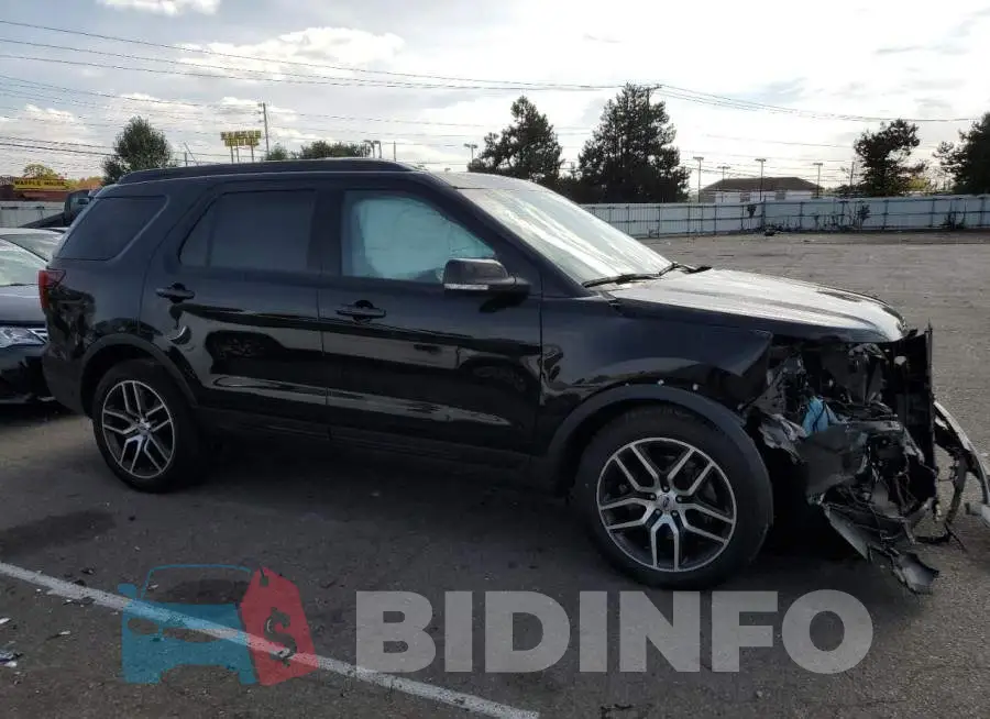 1FM5K8GT8JGB46097 Photo# 4