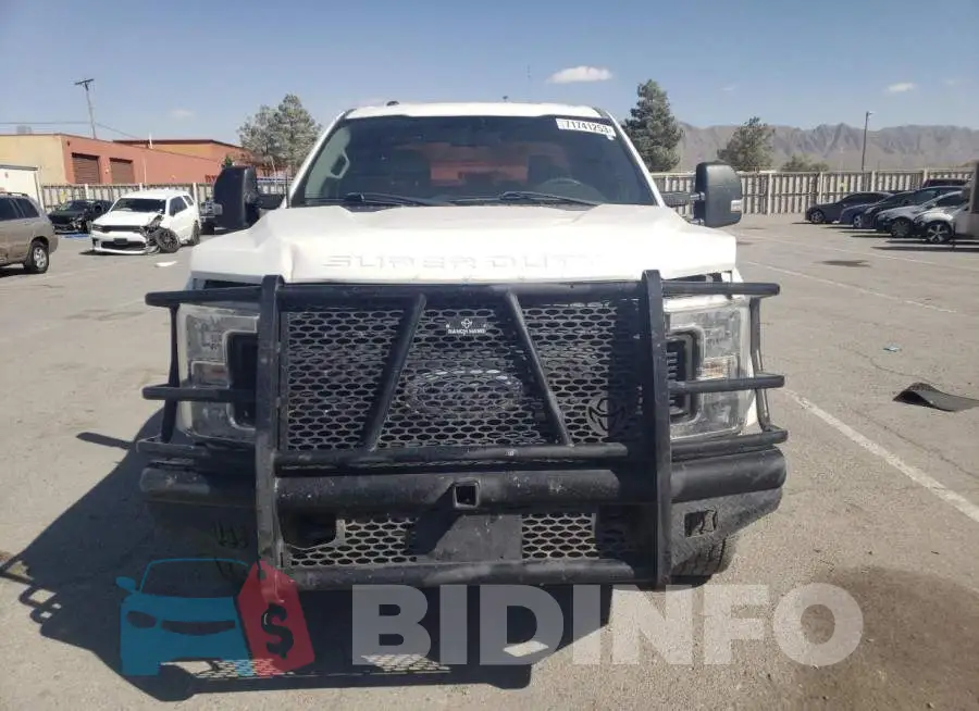 1FT7W2BT2JEB59333 Photo# 5