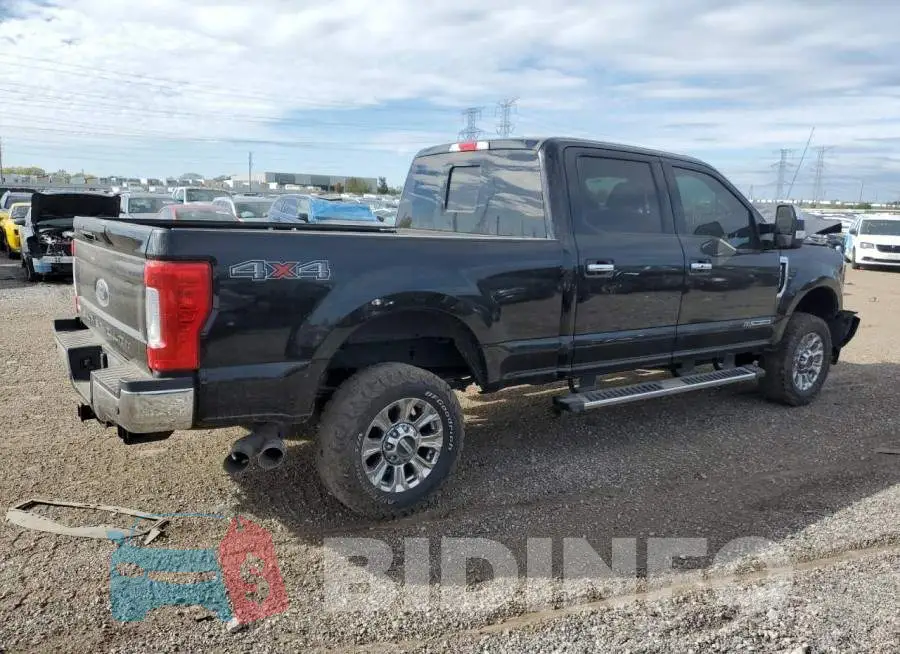 1FT7W2BT2JEB61678 Photo# 3