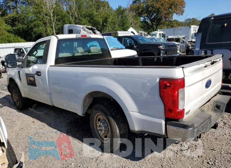 1FTBF2A68KEG63621 Photo# 2
