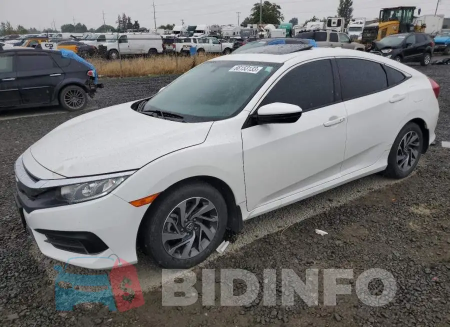 19XFC2F75JE203119 Photo# 1