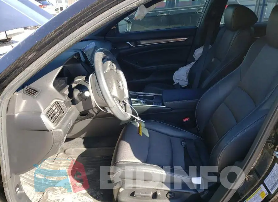 1HGCV1F33JA182473 Photo# 7