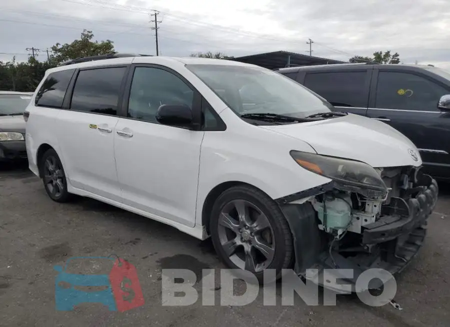 5TDXK3DC4FS682403 Photo# 4
