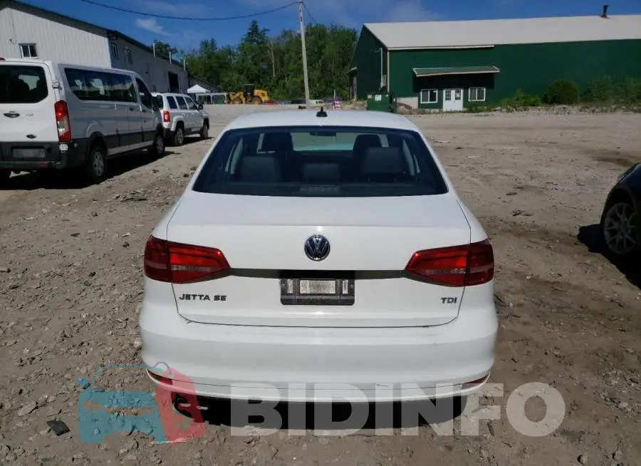 3VW3A7AJ4FM271172 Photo# 6