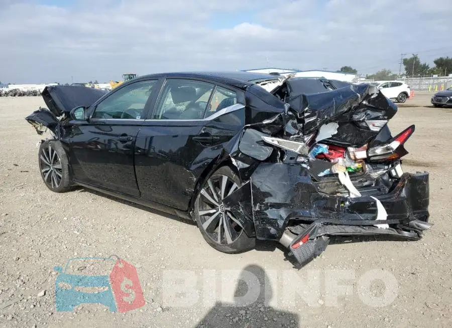 1N4BL4CV5LC193107 Photo# 2
