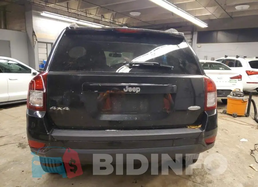 1C4NJDEB8HD204456 Photo# 6