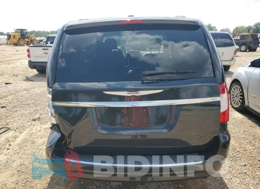 2C4RC1CGXER107518 Photo# 6