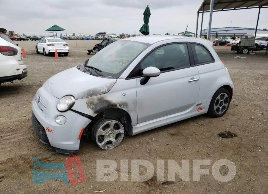 3C3CFFGE5HT570952 Photo# 1