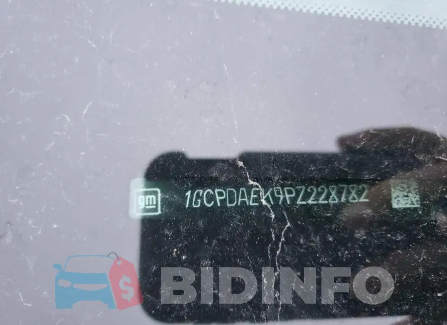 1GCPDAEK9PZ228782 Photo# 12