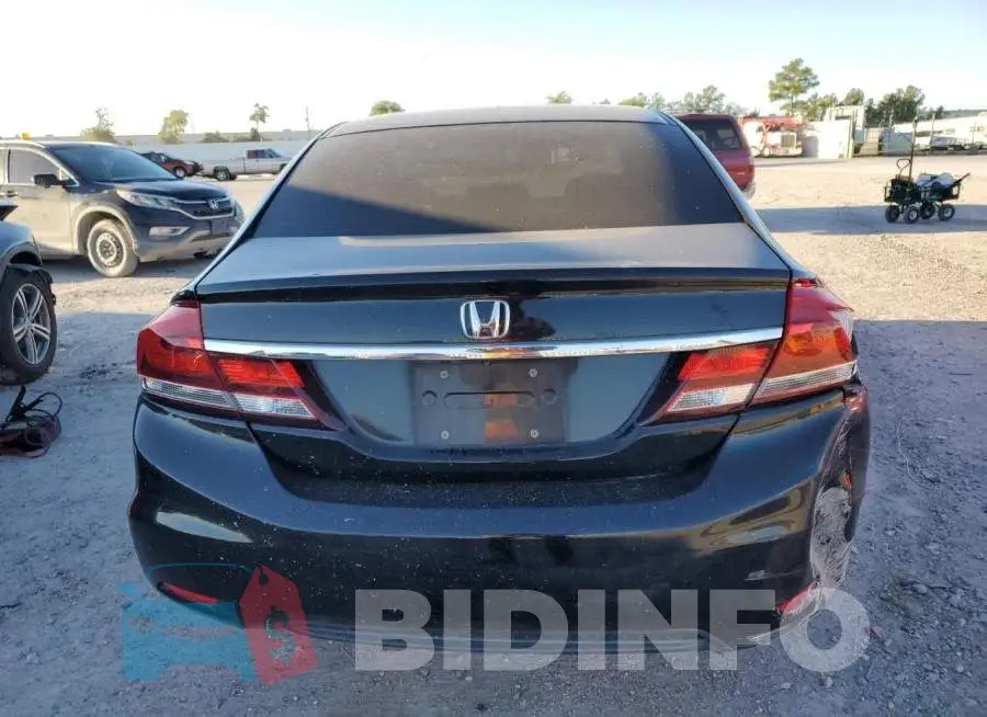 19XFB2F83FE065048 Photo# 6