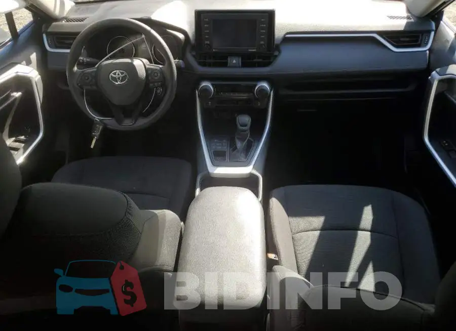 2T3F1RFV1MC208227 Photo# 8