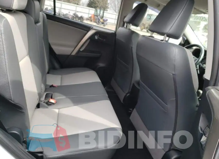 JTMDFREV2FD103270 Photo# 10