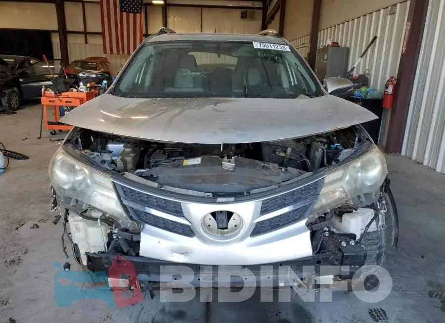 JTMWFREV3FD078775 Photo# 5