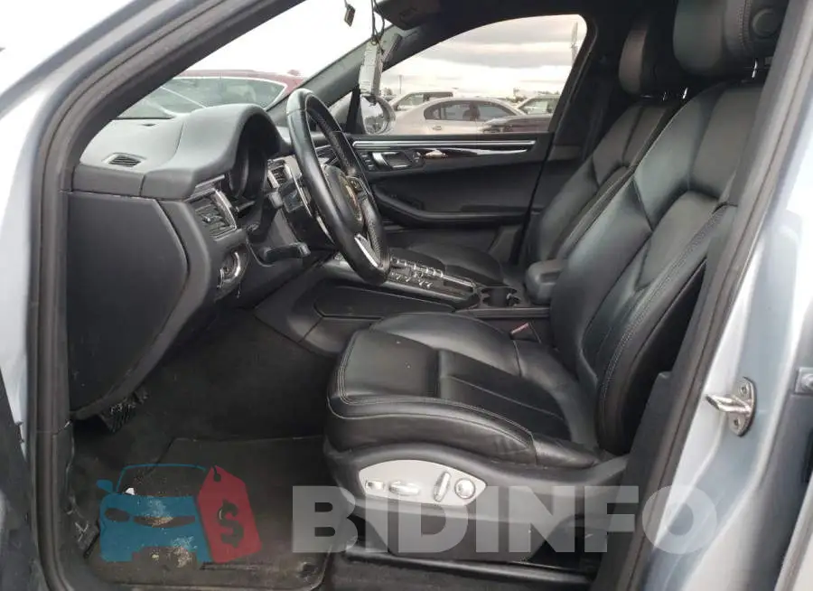 WP1AB2A5XHLB19042 Photo# 7