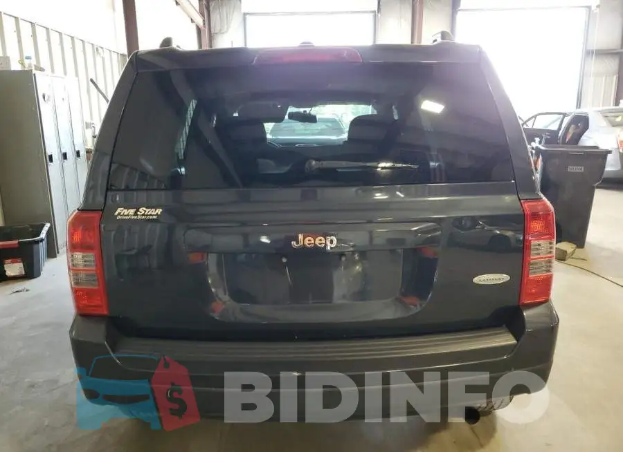 1C4NJPFB3ED660134 Photo# 6