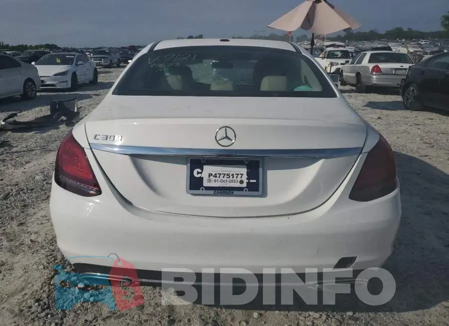 55SWF8DB9KU317121 Photo# 6