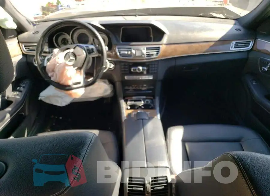 WDDHF8JB7FB159472 Photo# 8