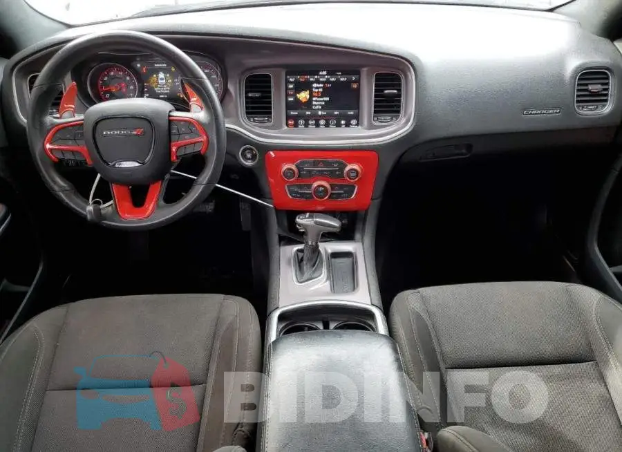 2C3CDXJG0KH653839 Photo# 8