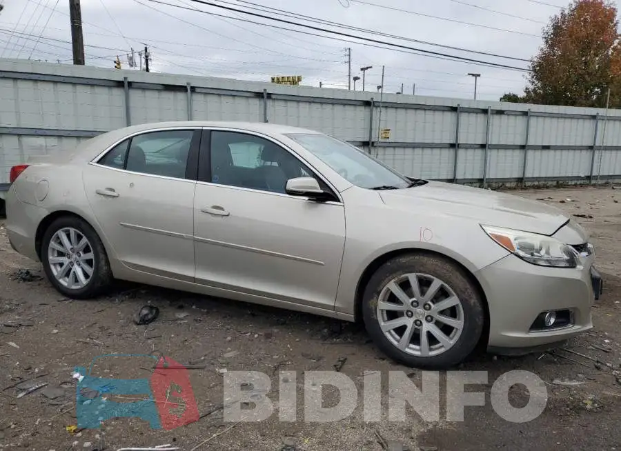1G11E5SLXEF287922 Photo# 4
