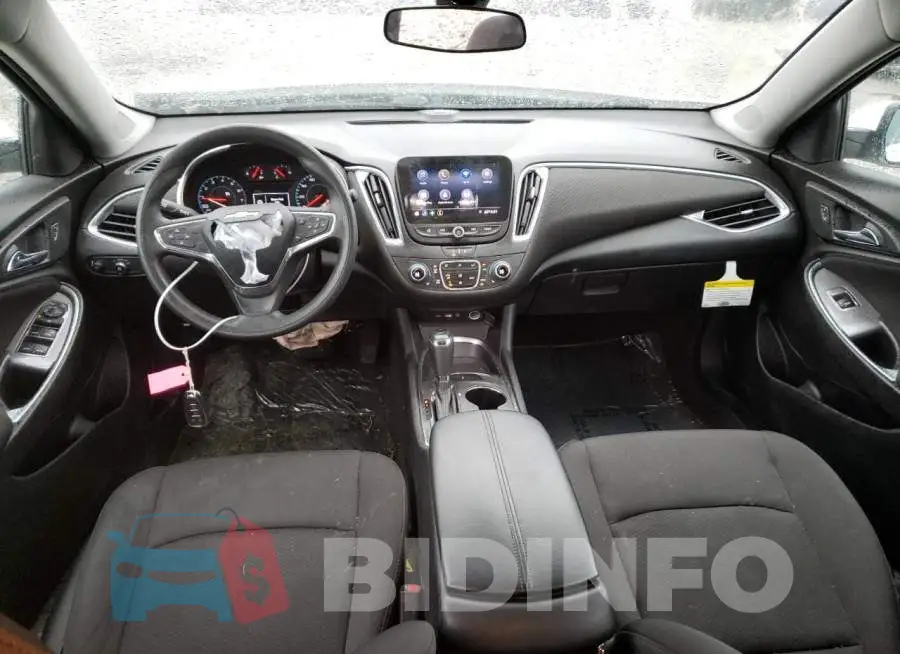 1G1ZD5ST3LF111572 Photo# 8
