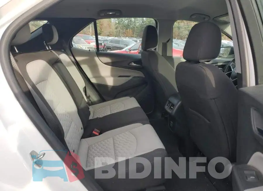 2GNAX5EV7L6255636 Photo# 11