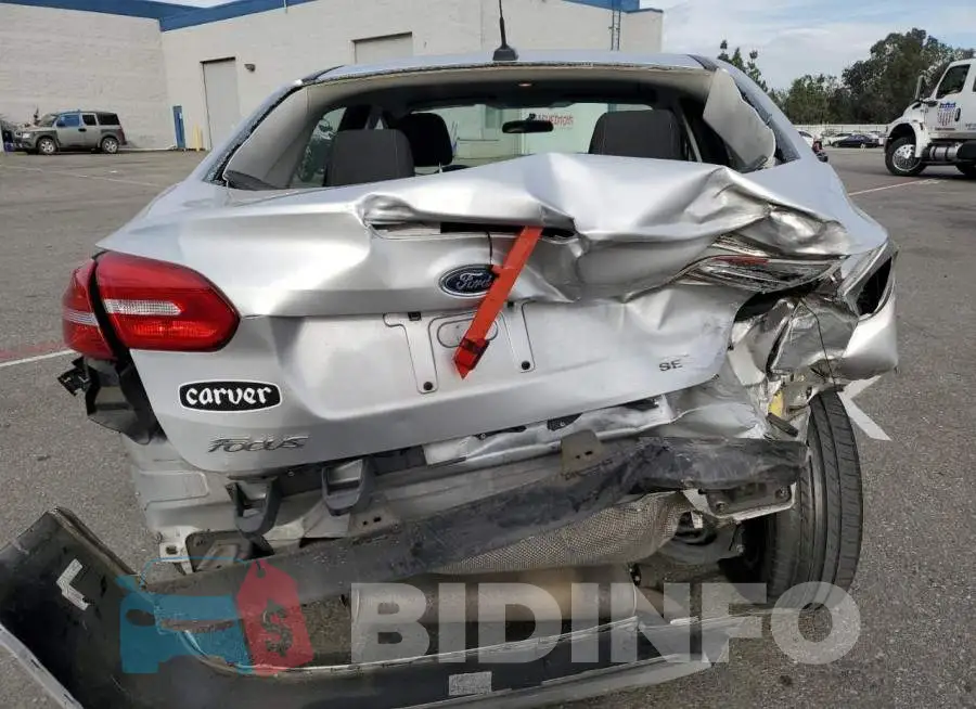 1FADP3F24GL363827 Photo# 6