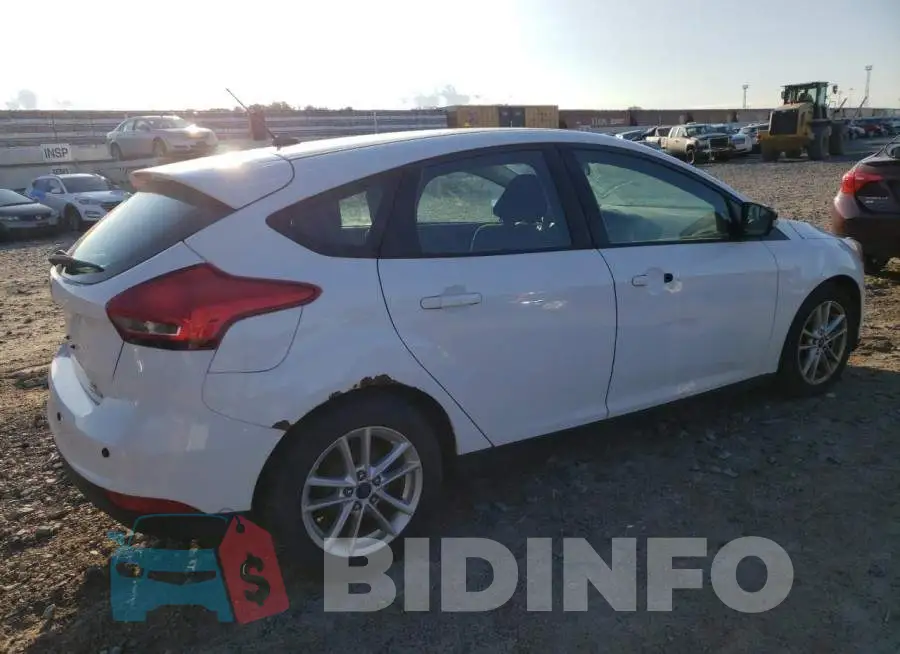 1FADP3K22GL379837 Photo# 3