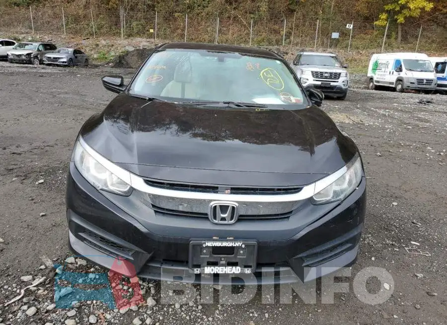 19XFC2F56HE079788 Photo# 5