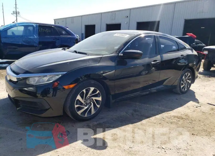 19XFC2F78HE029833 Photo# 1