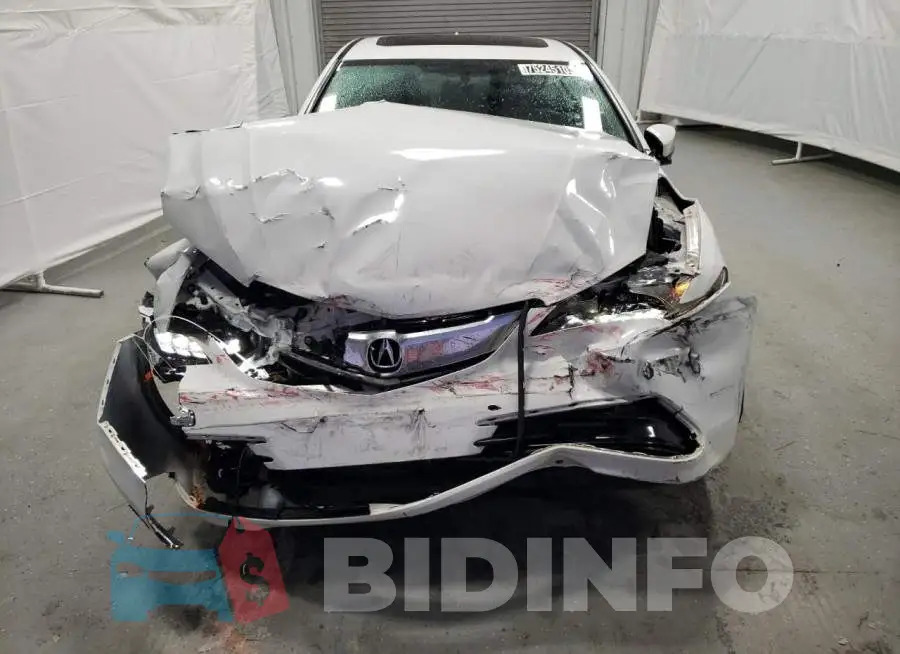 19UUB2F34FA020572 Photo# 5
