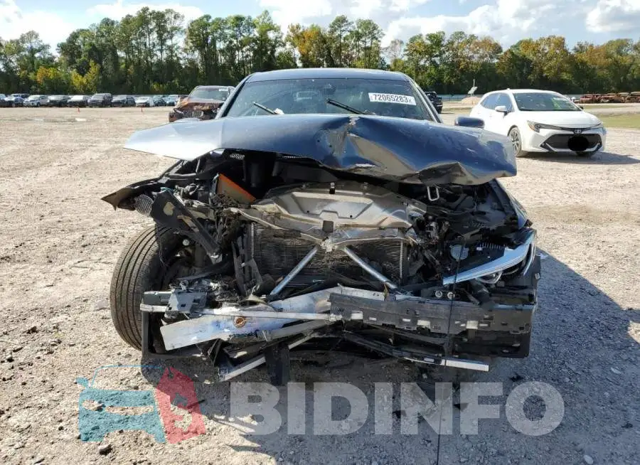 3MW5R1J03L8B24027 Photo# 5