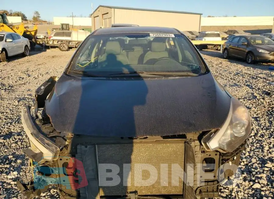 KNAFK4A64G5602845 Photo# 5