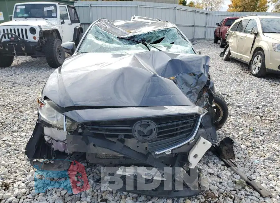 JM1GJ1V60E1156846 Photo# 5