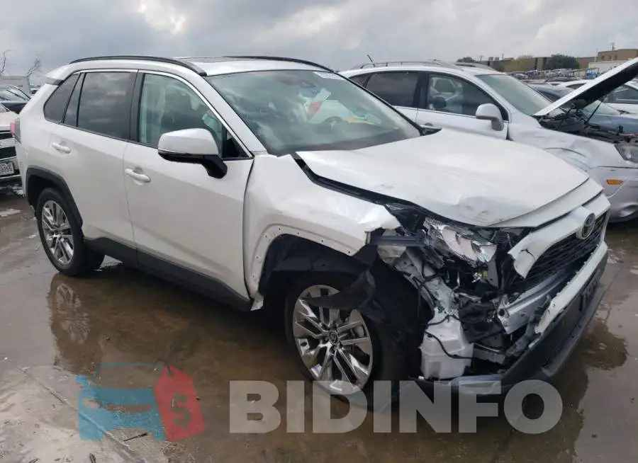 2T3A1RFV6MW217241 Photo# 4