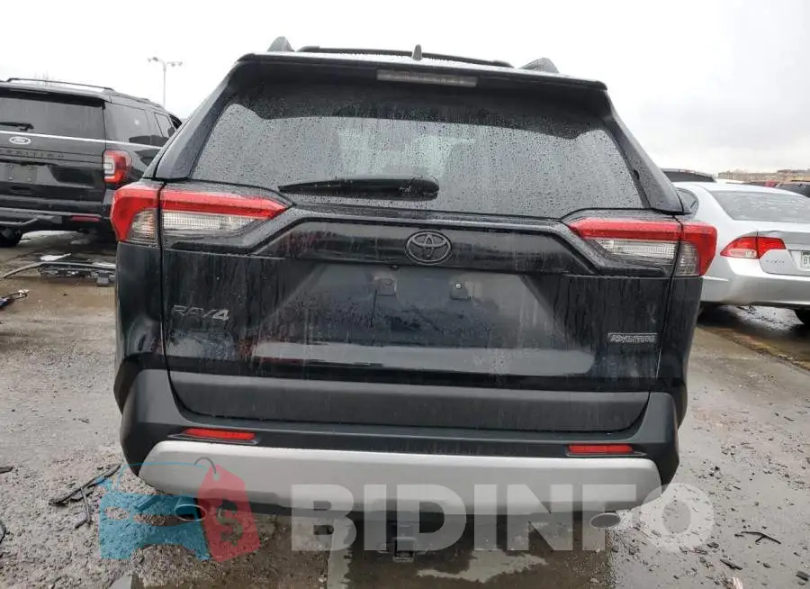 2T3J1RFV5KW050822 Photo# 6
