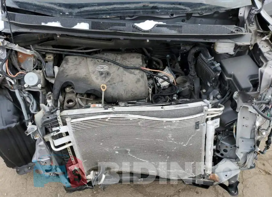 5TDYZ3DC3JS915762 Photo# 11